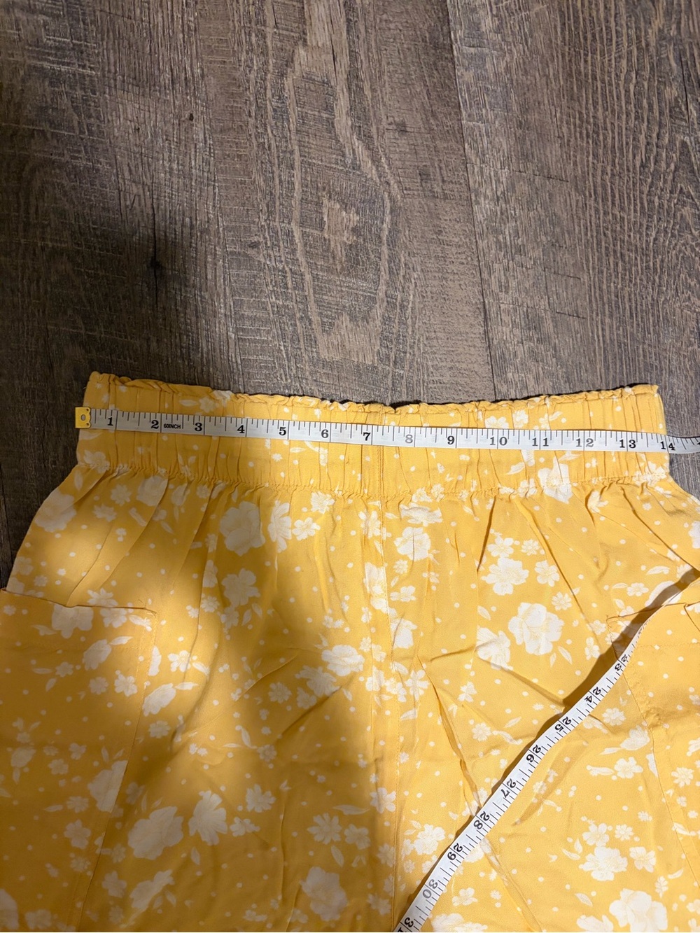 SO Wide Leg Yellow Floral Pants - Picture 5 of 6